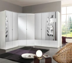 Kleidereckschrank IMAGO