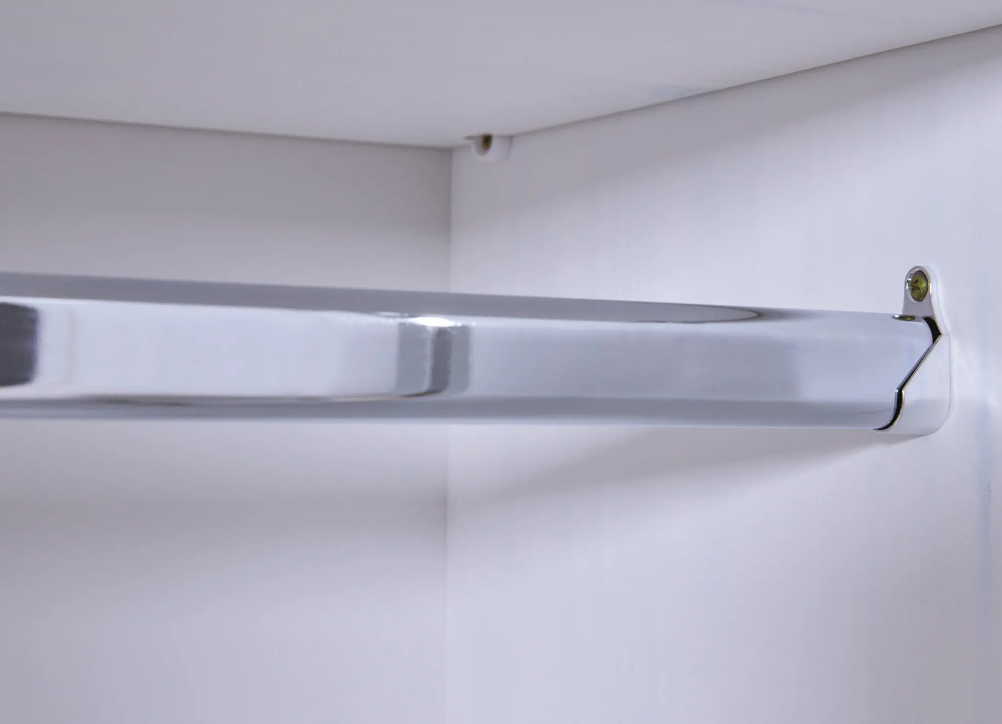 Kleiderschrank BASTIAN