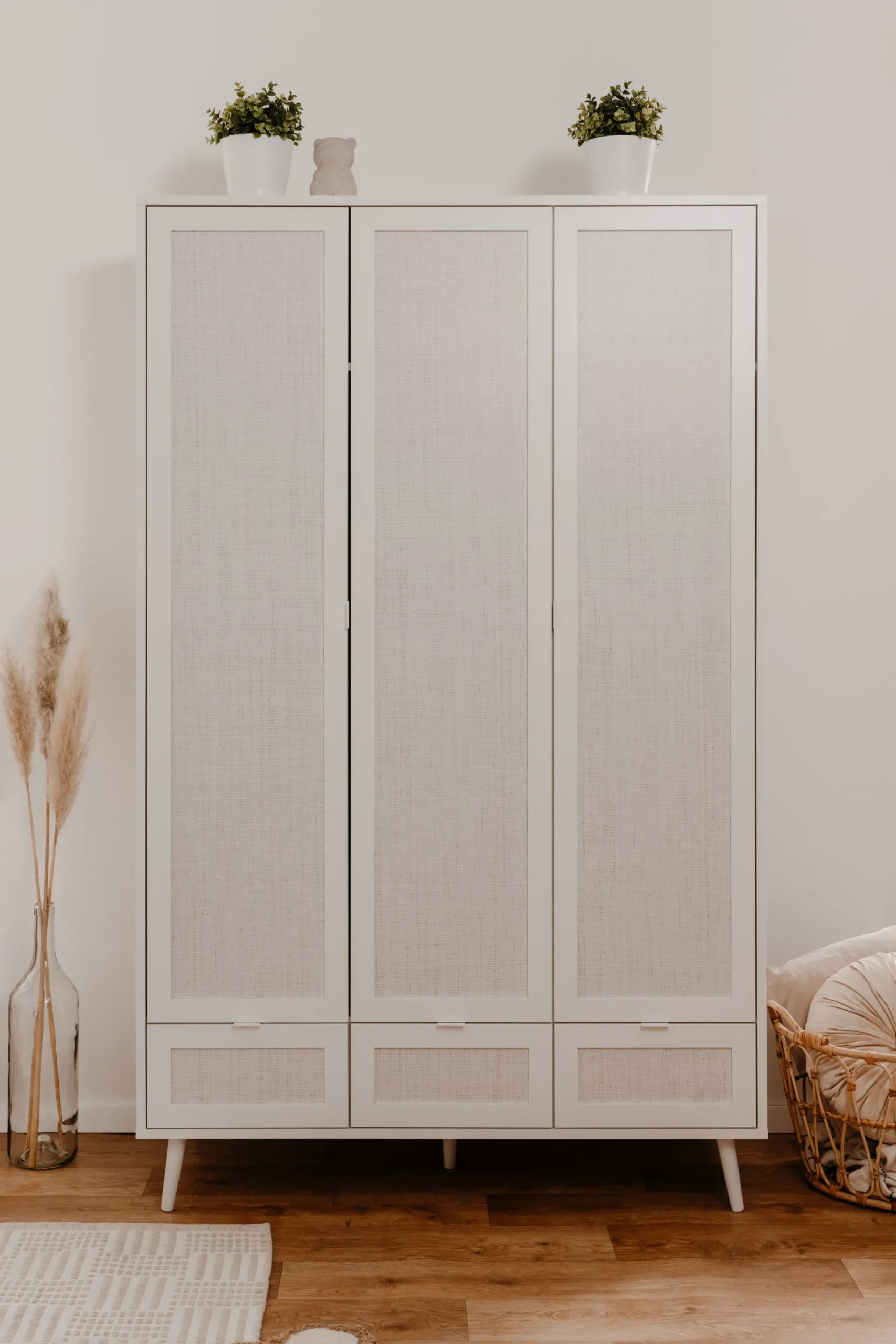 Kleiderschrank DILI 60B