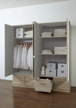Kleiderschrank IMAGO