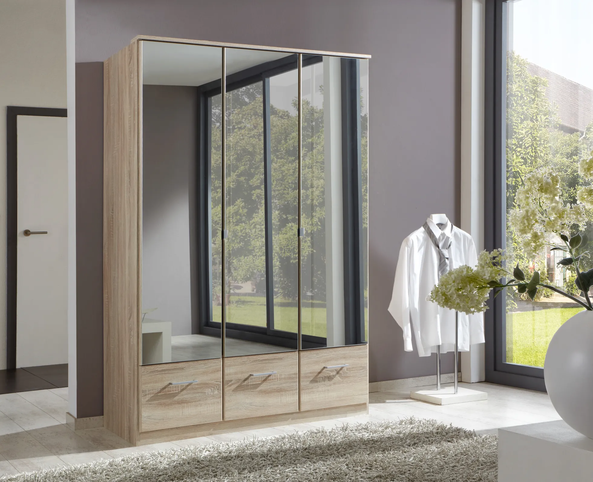 Kleiderschrank IMAGO