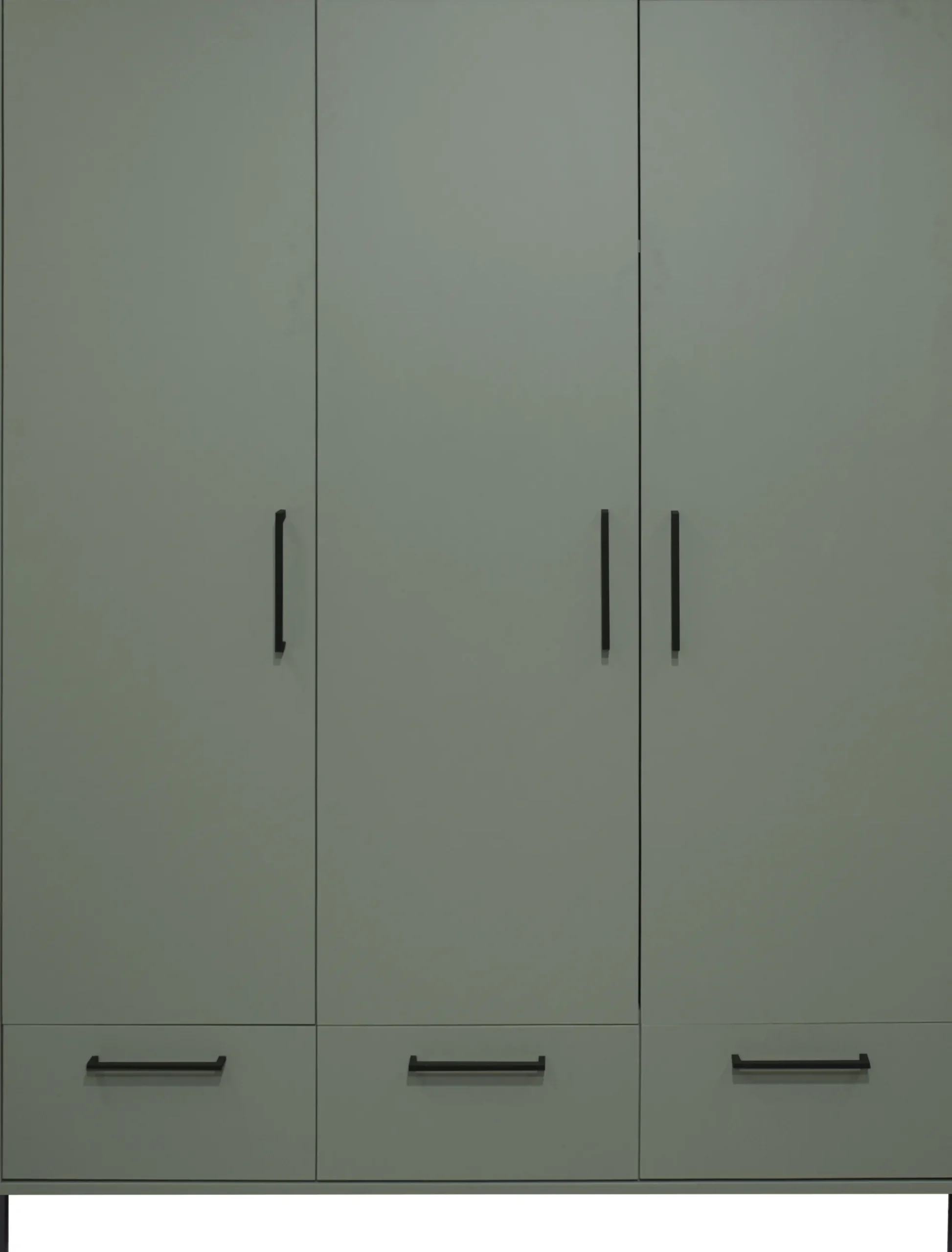 Kleiderschrank LUCEA