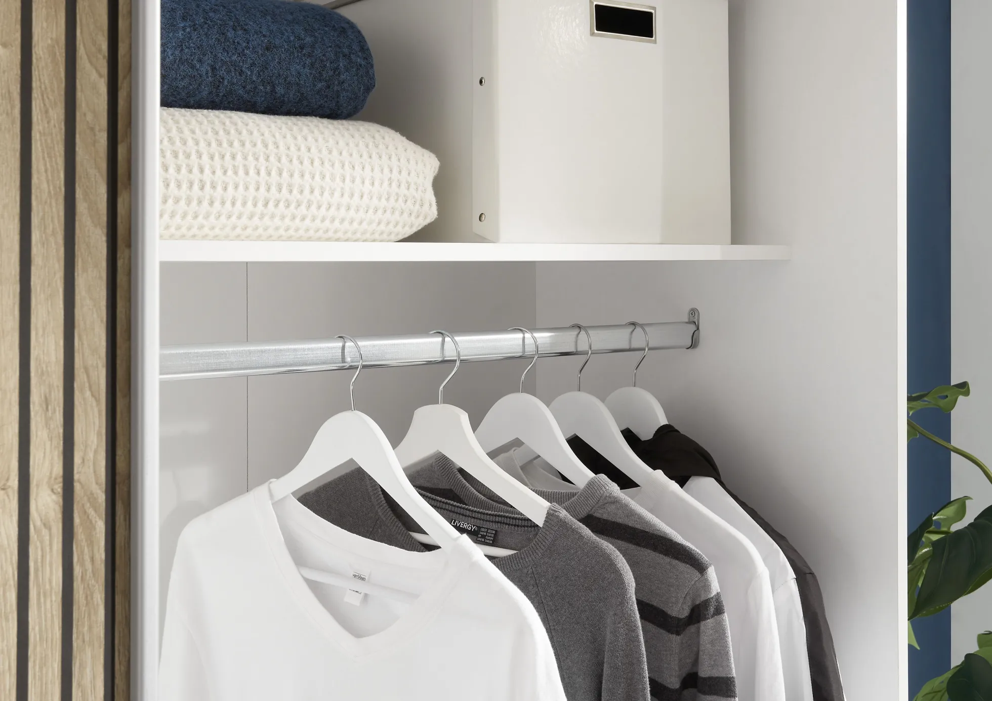 Schwebetürenschrank BERNO
