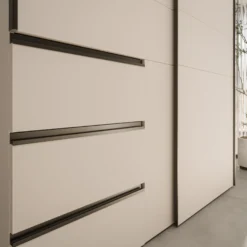 Schwebetürenschrank WINN2