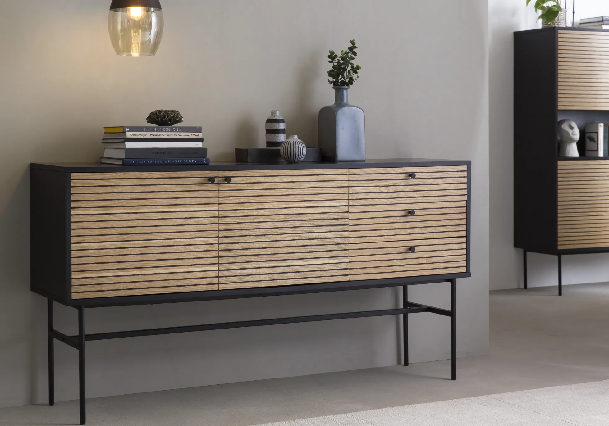 Sideboard PERBAUNGAN