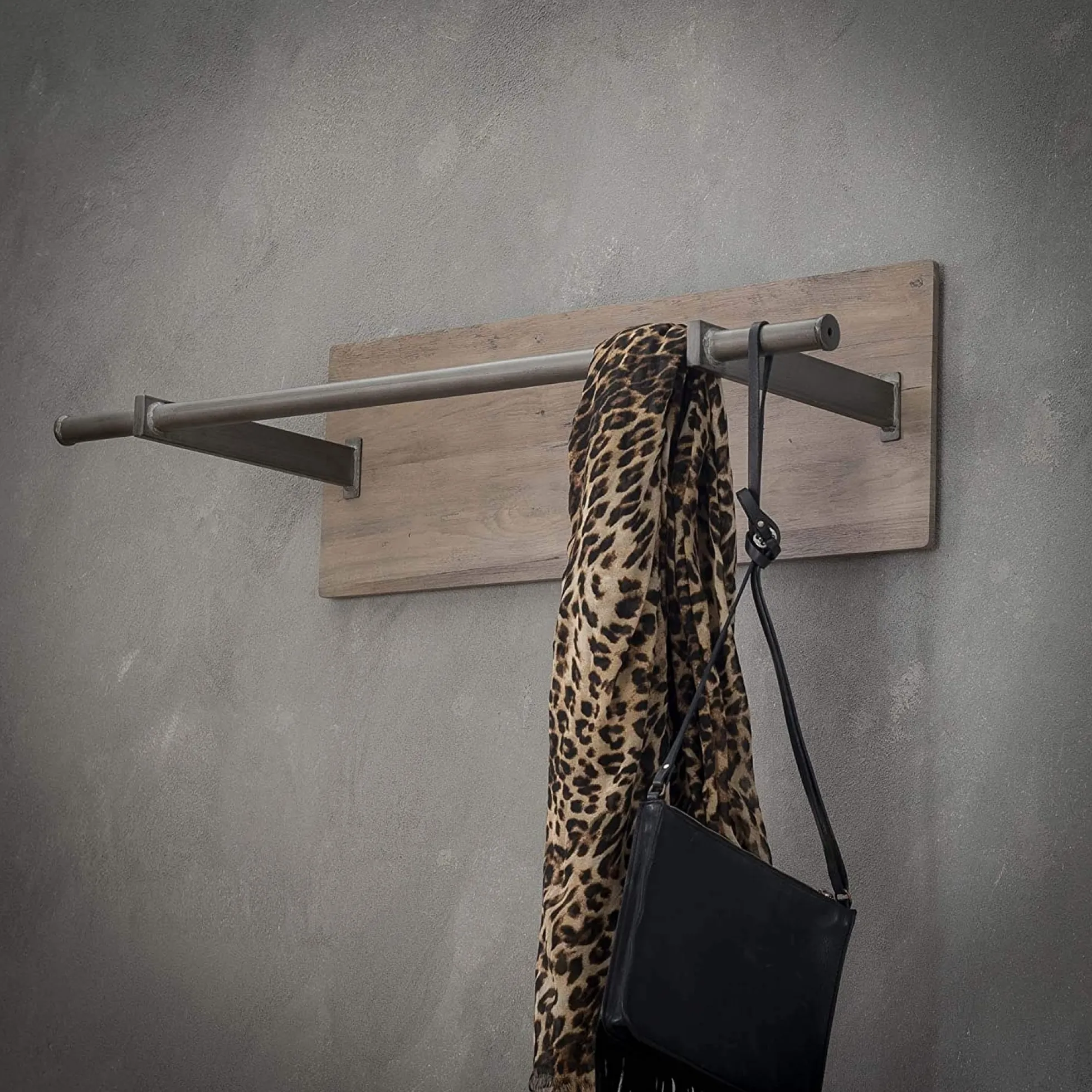 Wandgarderobe MENANGA